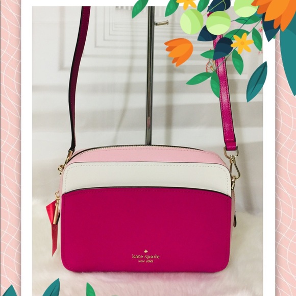 kate spade Handbags - Kate Spade Lauryn pink Camera Crossbody Bag